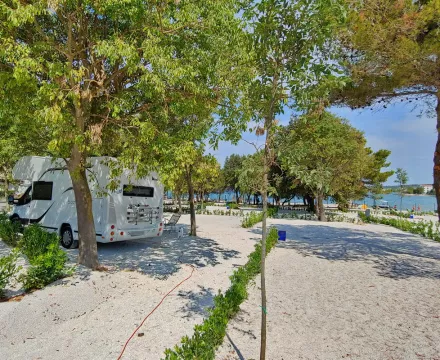 Kamp Falkensteiner Premium Zadar - Avtokampi