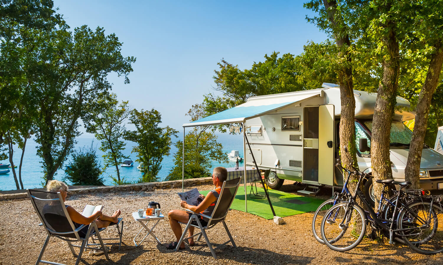 Aminess kampi vabijo na kamping počitnice v Novigrad in Njivice na otoku Krk