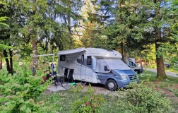 Kamp Menina - Slovenija