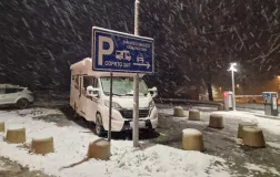 Parkiranje avtodom - parkirišče smučišče Kranjska Gora