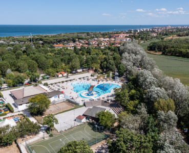 Adriano Family Camping Village Beach camp overview 