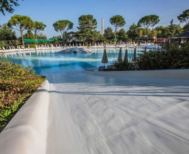 Altominicio Camping Pool Area III jpg 