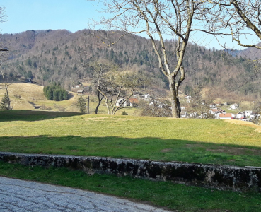Camper stop Pr'Smuku - Idrija