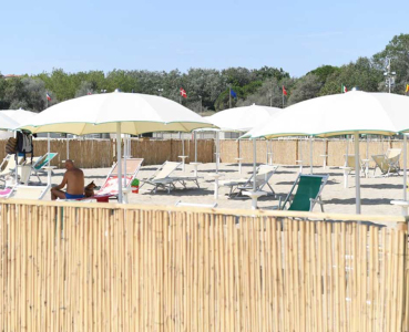 Camping Mare e Pineta Beach 