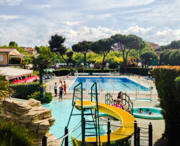 Camping Riccione pool overview 