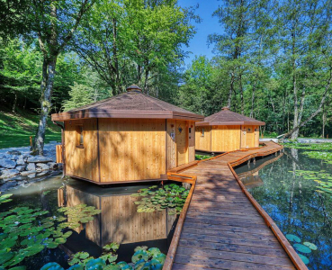 Glamping Pikol Lake Village