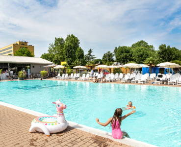hu Venezia Camping In Town Swimming Pool Children 