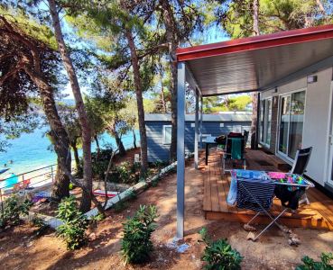 Kamp Kovačine - otok Cres - mobilne hišice