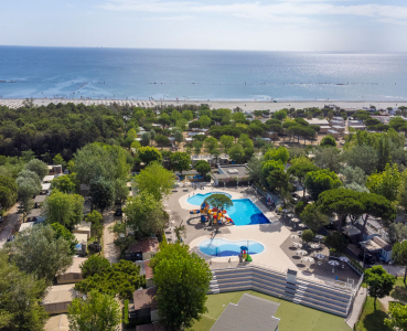 Marina Family Village Campsite overview II 