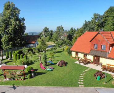 Turistična kmetija Lavrič - Vače