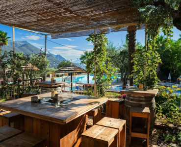 Weekend Glamping Resort Exterior Bar view pool 