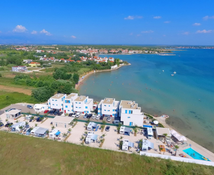 Camping Arcadia is inviting you with sandy beach and swimming pool -  Avtokampi.si