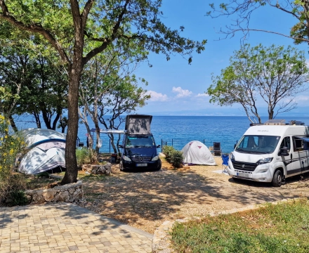 Kamp Glavotok - otok Krk