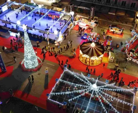 Jesolo, Italija - božično - novoletna tržnica