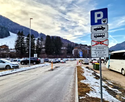 Kranjska Gora parkirišče za policijo