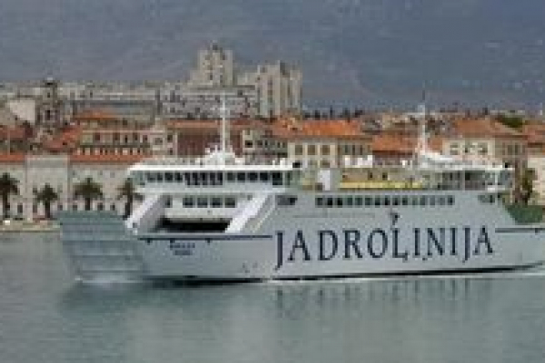 Od 1.6. velja poletni vozni red trajektov na Hrvaškem