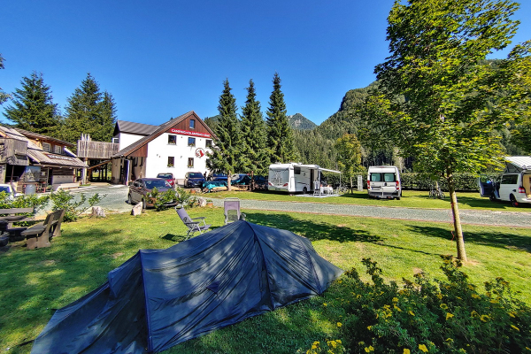 Camping & Glamping Cvet gora