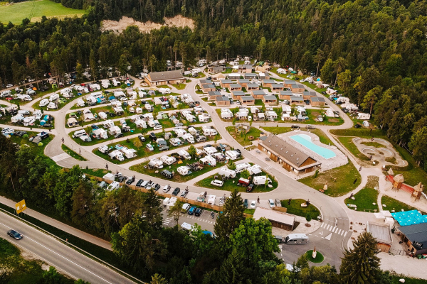 River Camping Bled - Naj kamp Adria 20021 - večji kampi Slovenija