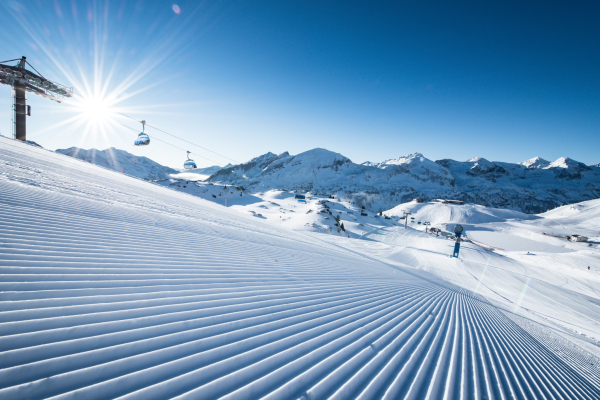Smučiše Obertauern vabi z 2 metra debelo snežno odejo