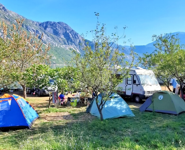 Kamp Lara - Kostanjica, Kotor