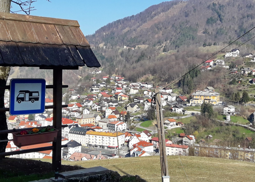 Camper stop Pr'Smuku - Idrija
