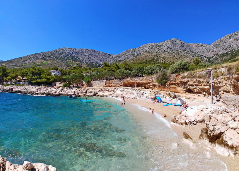 kamp Paklina Ivan Dolac Hvar