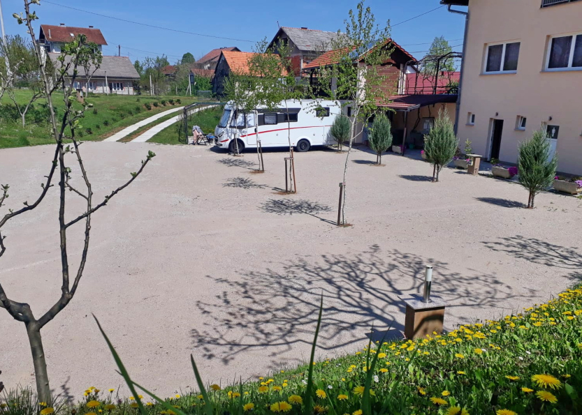 kamp Puškarić - Slunj