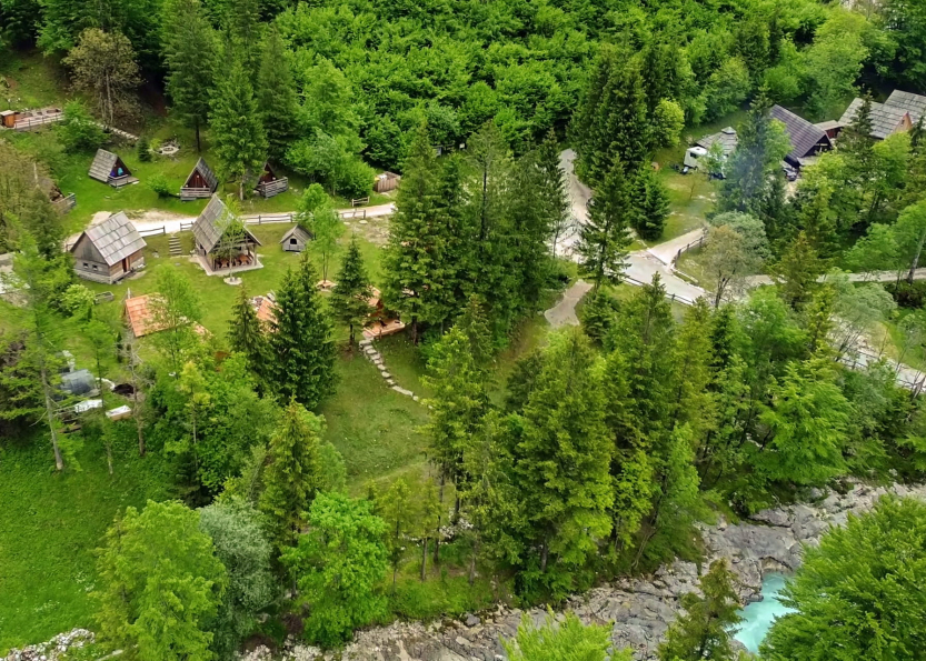 Kamp Korita - dolina Soče