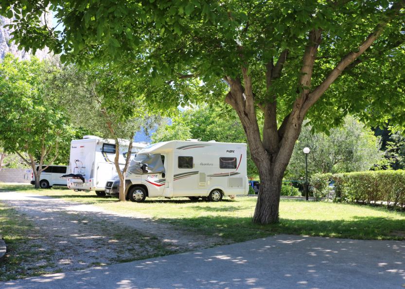 Kamp Lisičina - Omiš